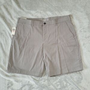 IZOD Mens Size 40 Gray Saltwater Stretch Chino Shorts Classic Fit 9 " Inseam NEW